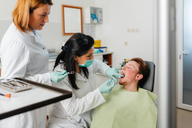 Best Emergency Tooth Extraction  in Chambersburg, PA